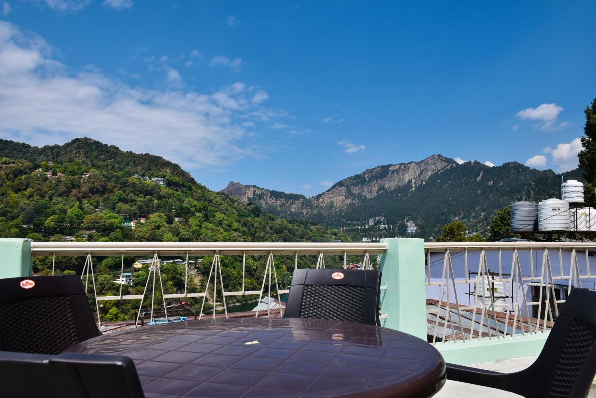 Spruce Hill Hotel & Restro ไนนิตาล ภายนอก รูปภาพ