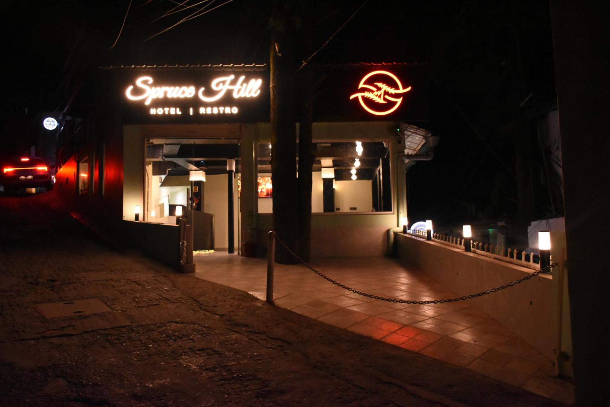 Spruce Hill Hotel & Restro ไนนิตาล ภายนอก รูปภาพ